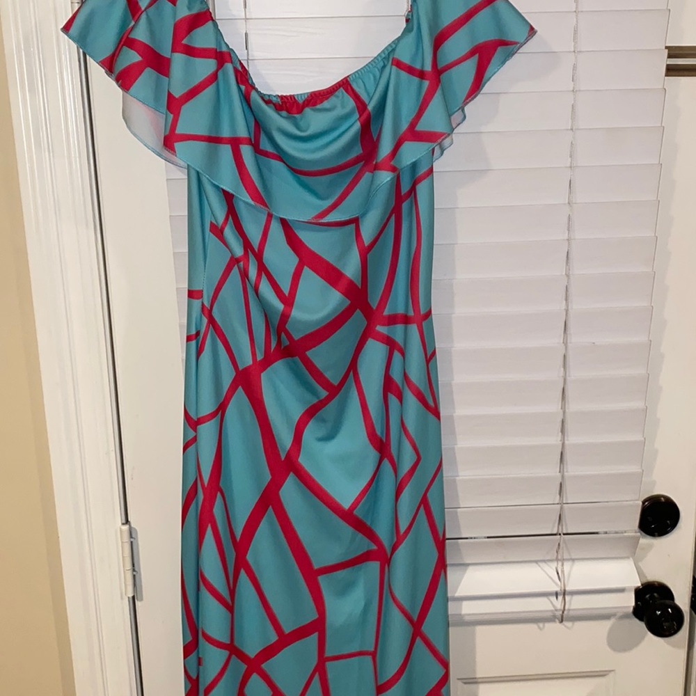 Maxi tube dress with sleeves